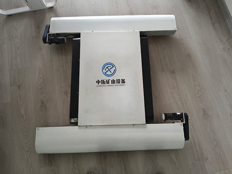 便攜式光伏清洗機器人